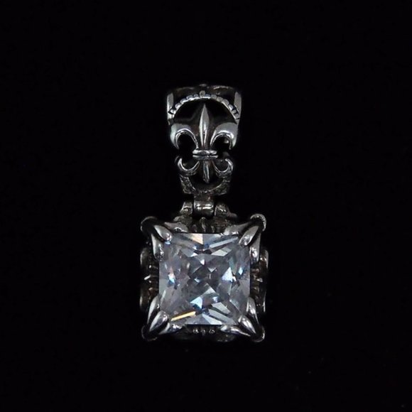 Silpada Jewelry - Silpada Uptown Sterling Silver CZ Pendant
